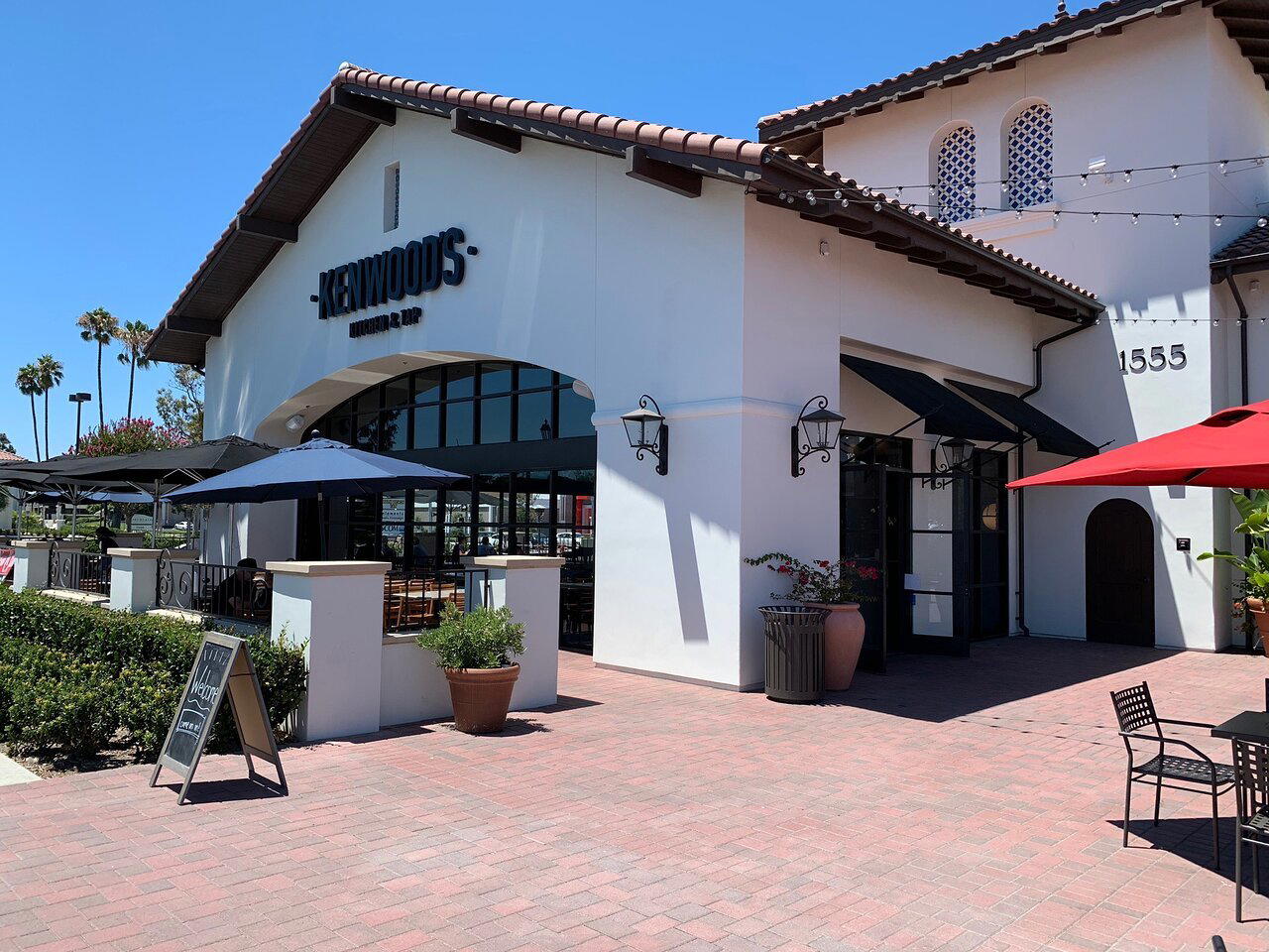 Kenwood's Kitchen & Tap restaurant in Costa Mesa, United States