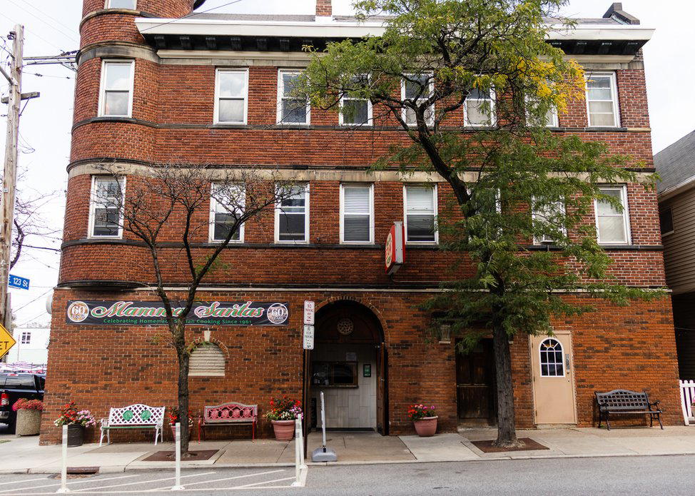 Mama Santa's restaurant in Cleveland, United States