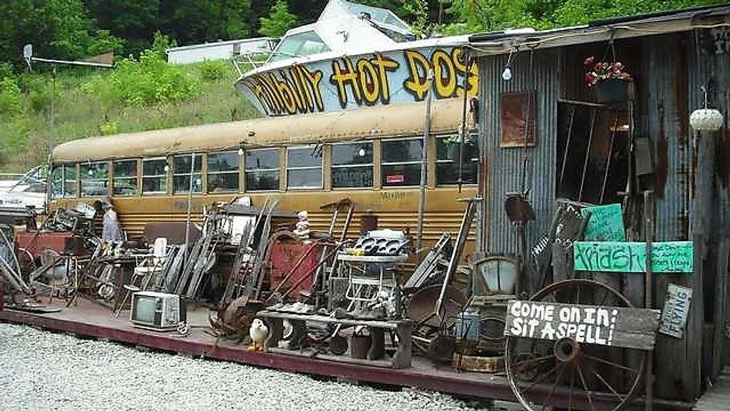 Hillbilly Hot Dogs, Lesage, United States