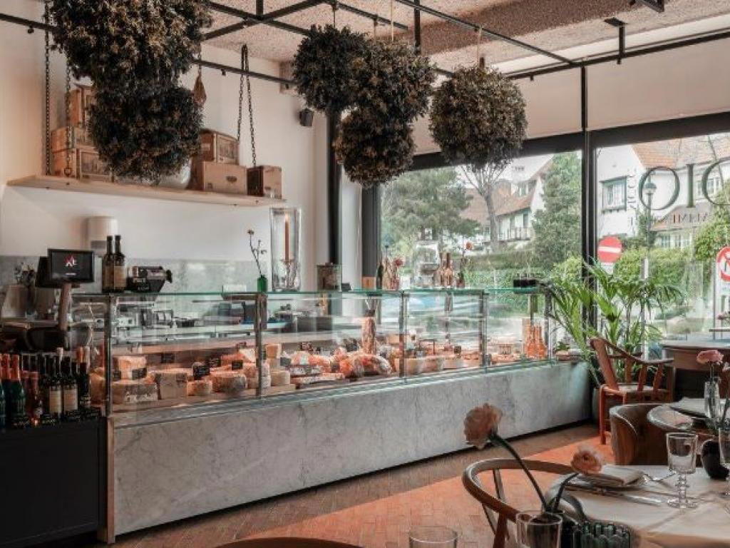Studio MMC restaurant in Knokke Heist, Belgium