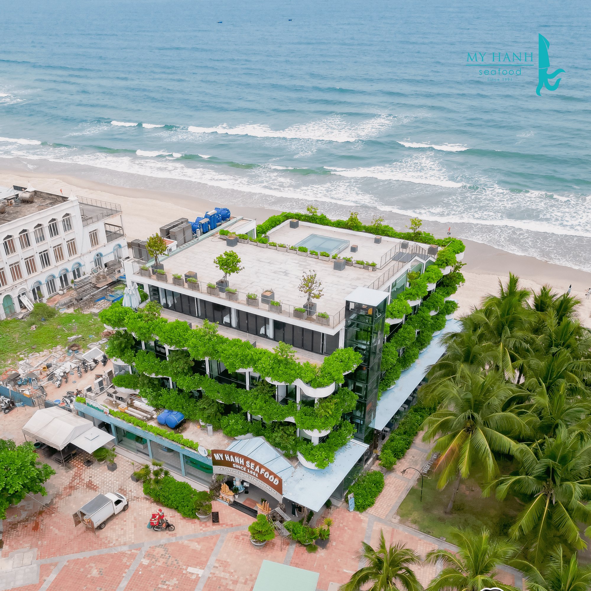 My Hanh Seafood restaurant in Son Tra, Vietnam