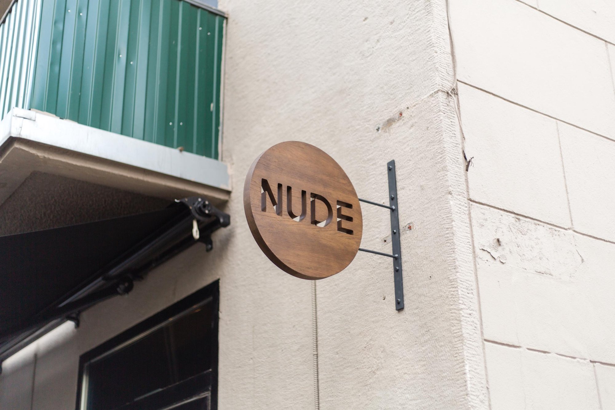 Nude, Restaurant in Shanghai