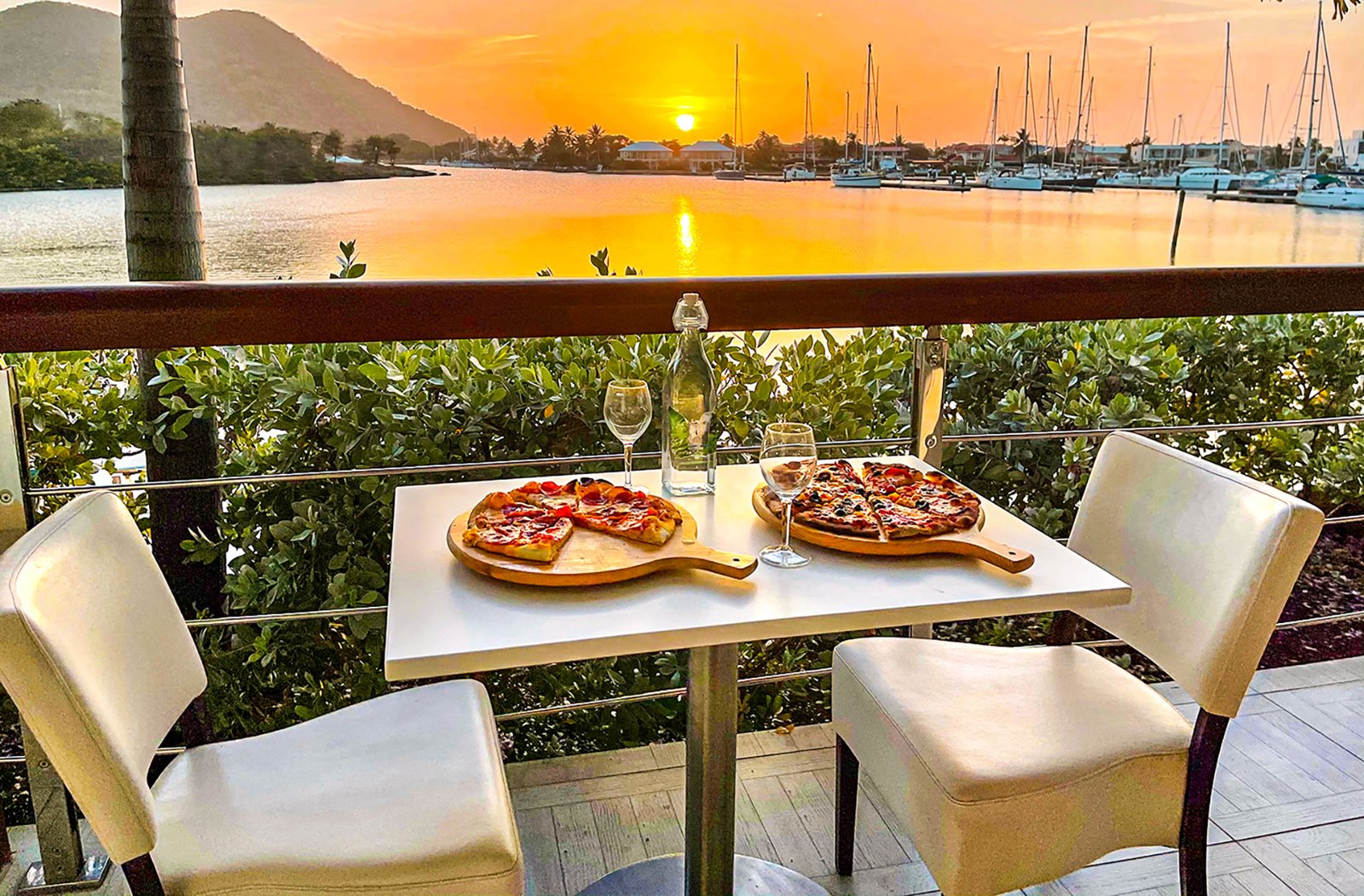 Dockside Pizzeria