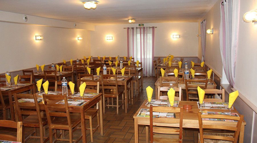 Auberge Du Menez, Restaurant in Saint Rivoal
