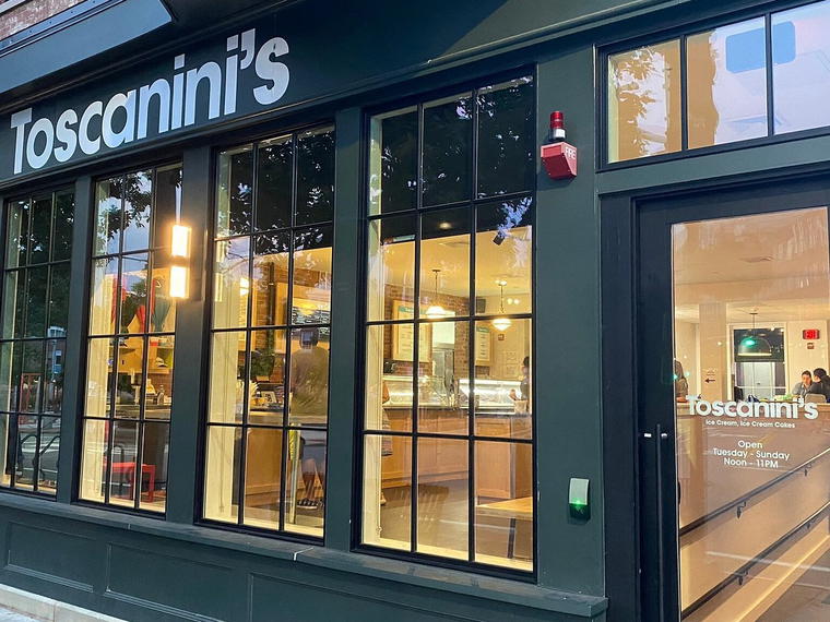 Toscanini's, Cambridge, United States