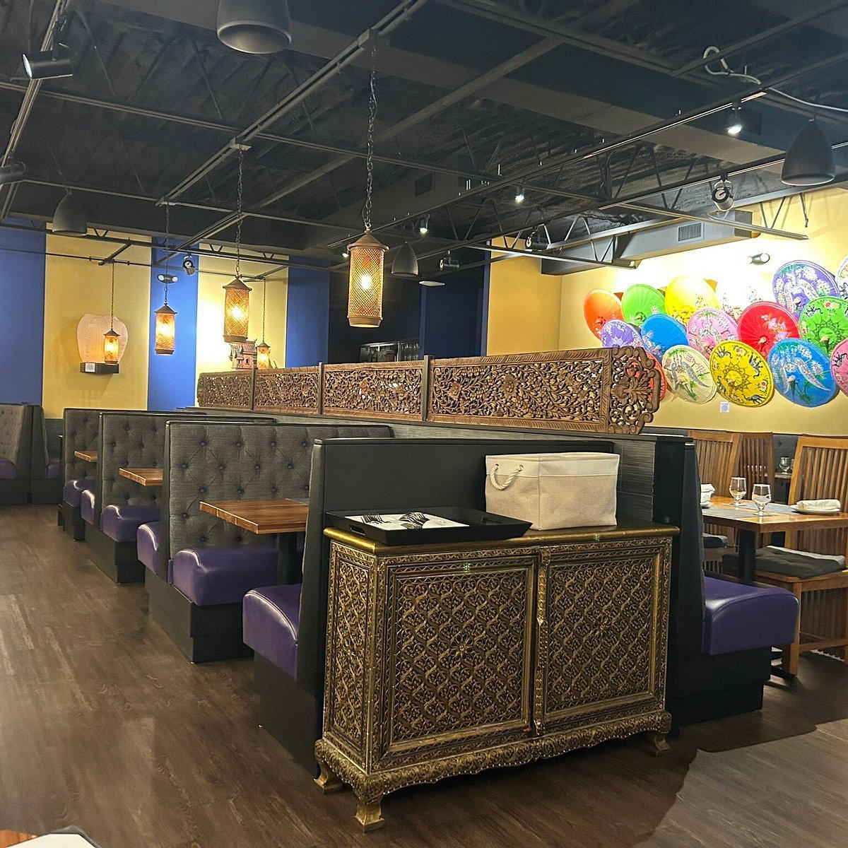 Blue Orchid Thai Cuisine restaurant in Jacksonville