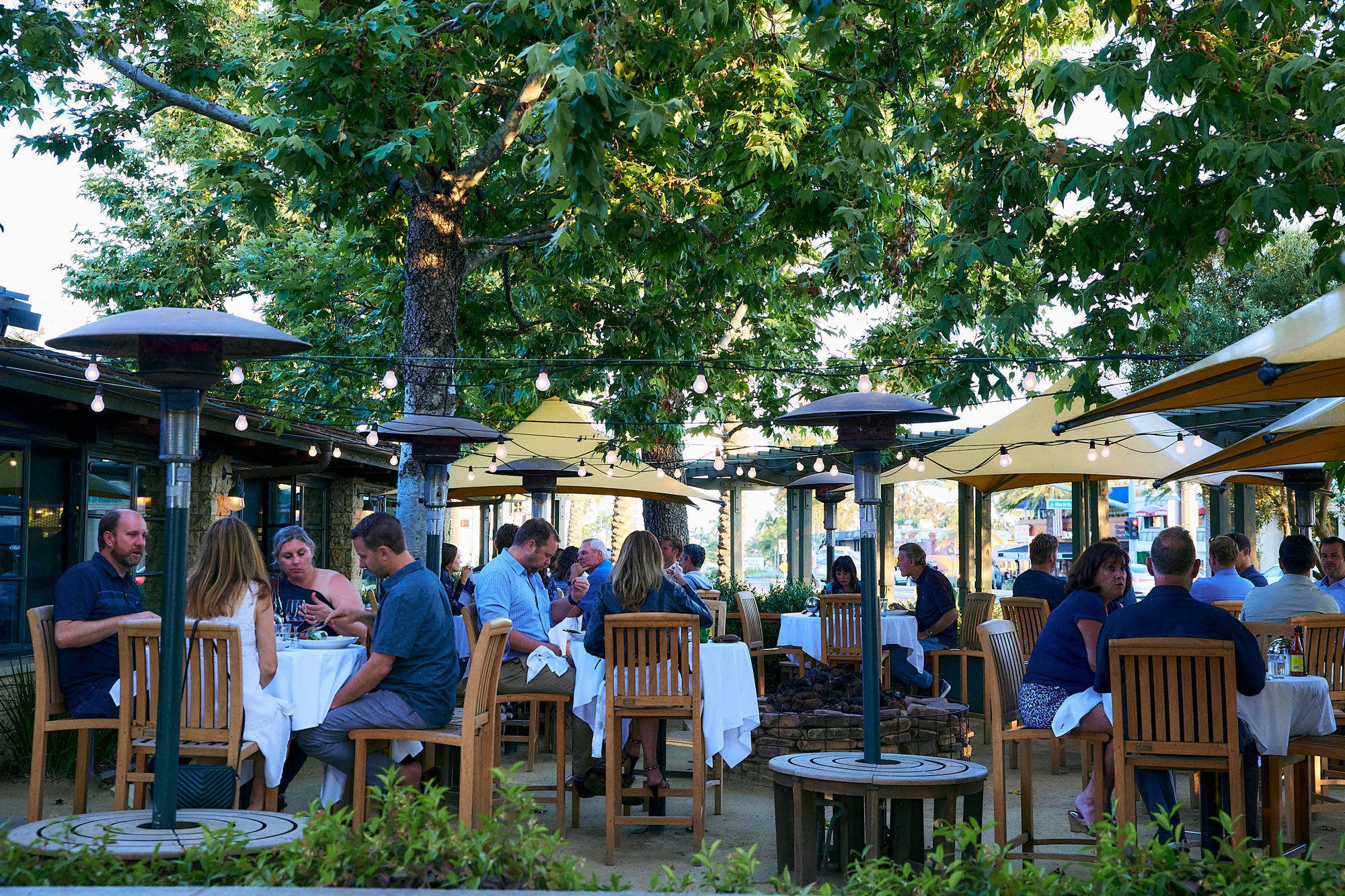 Gulfstream, Restaurant in Newport Beach
