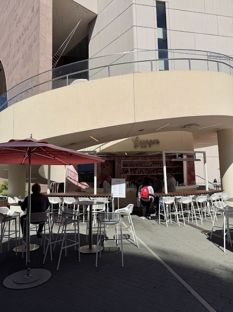 George's Cafe, Restaurant in Costa Mesa