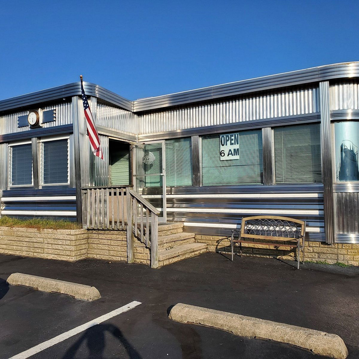 Mustache Bill's Diner, Restaurant in Barnegat Light