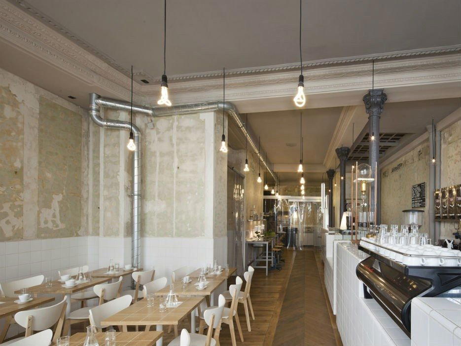 Coutume restaurant in Paris, France