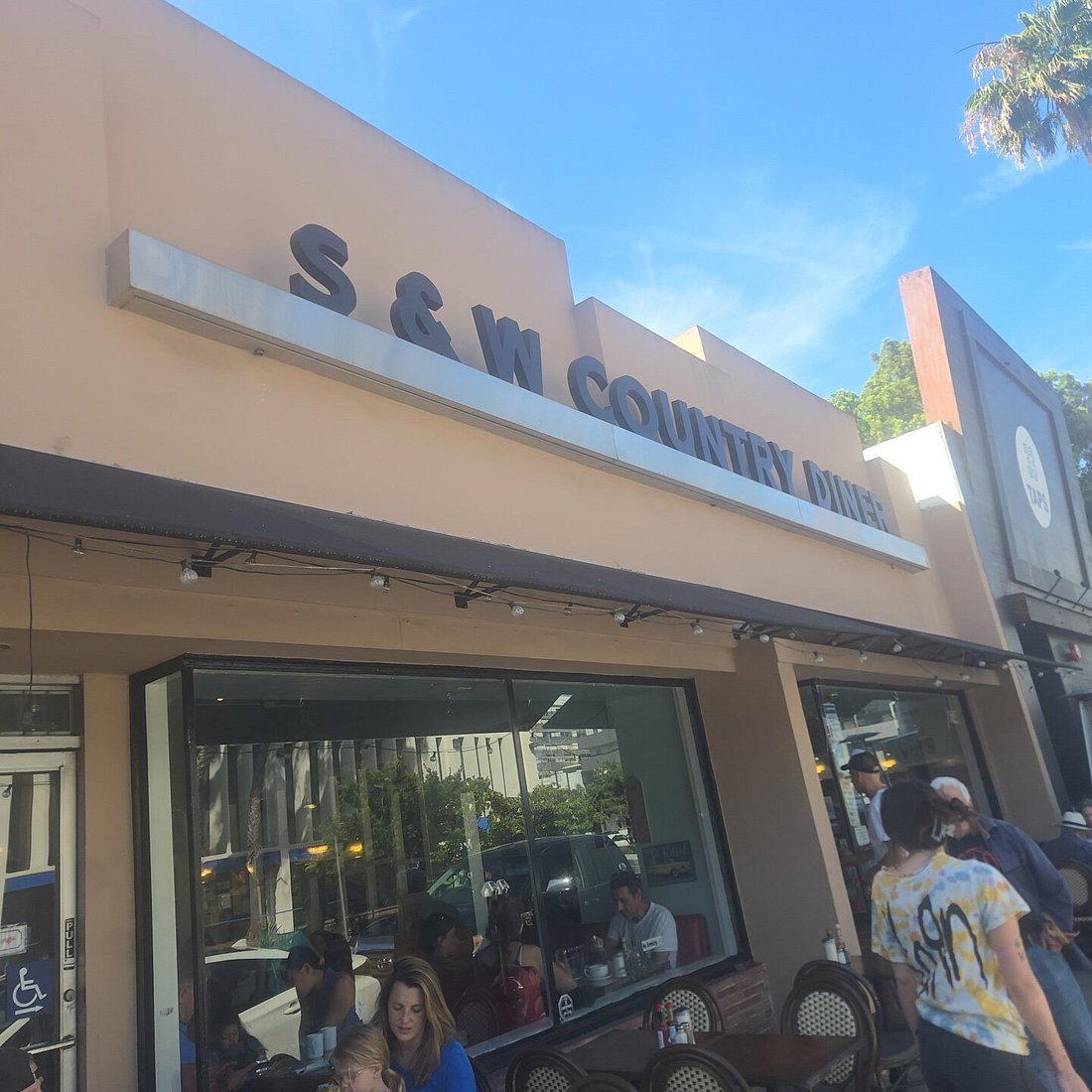 S & W Country Diner restaurant in Culver City, United States