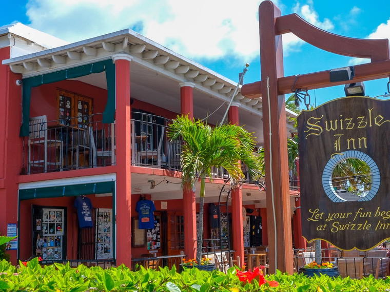 The Swizzle Inn Pub and Restaurant, Hamilton, Bermuda