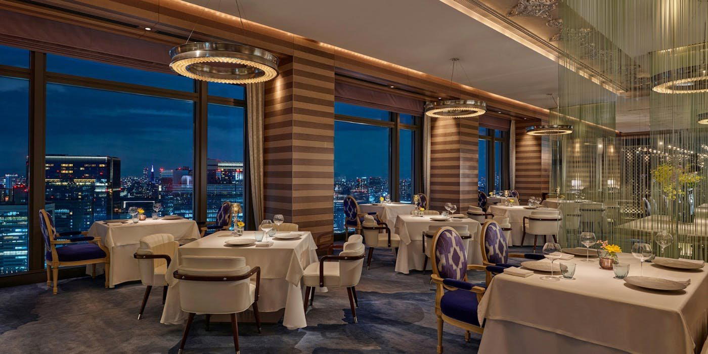 シグネチャー restaurant in Tokyo, Japan