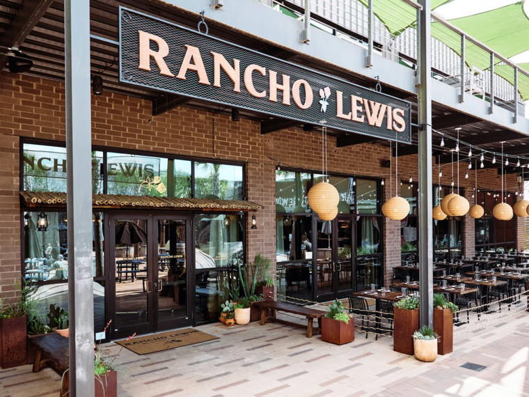 Rancho Lewis, Charleston, United States