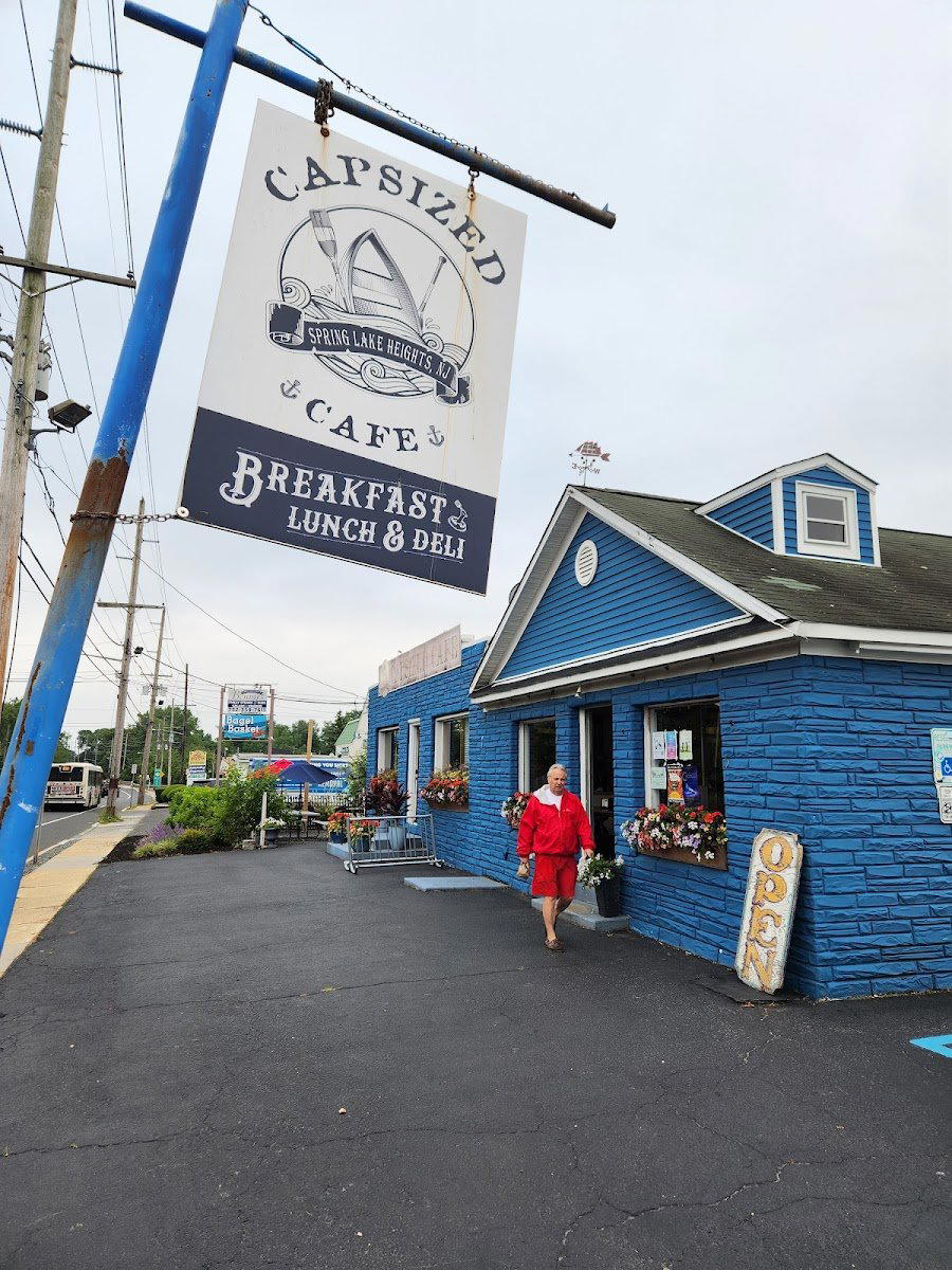 Capsized Cafe restaurant in Spring Lake