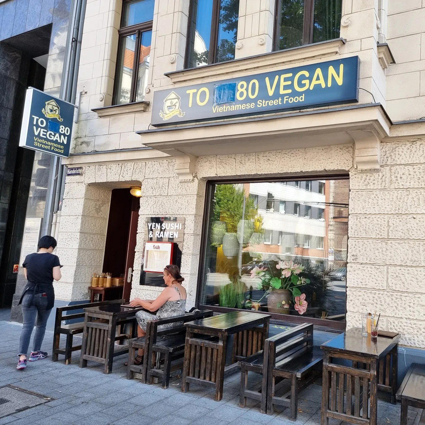 To80 Vegan restaurant in Cologne, Germany