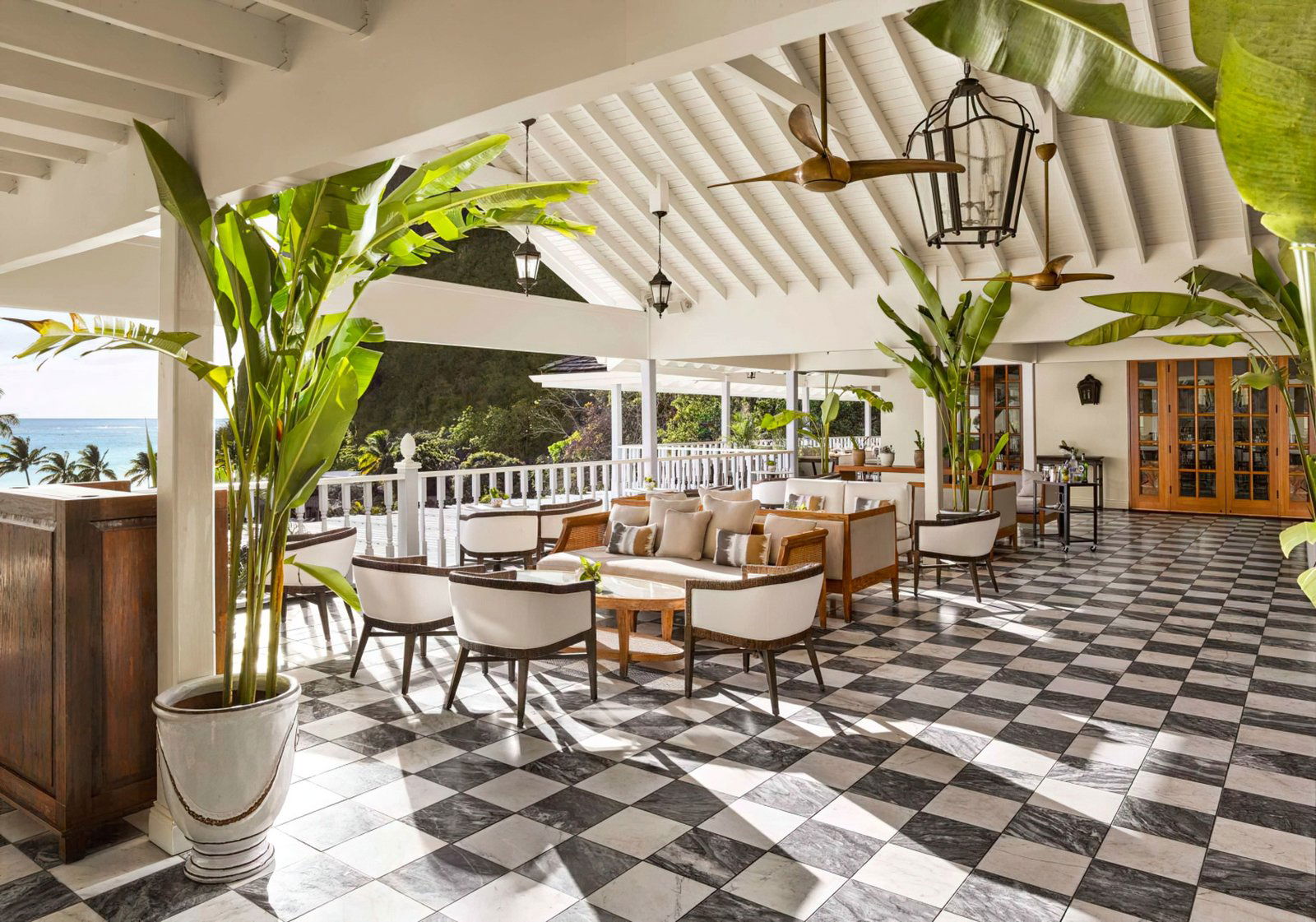 Saltwood, Restaurant in St. Lucia