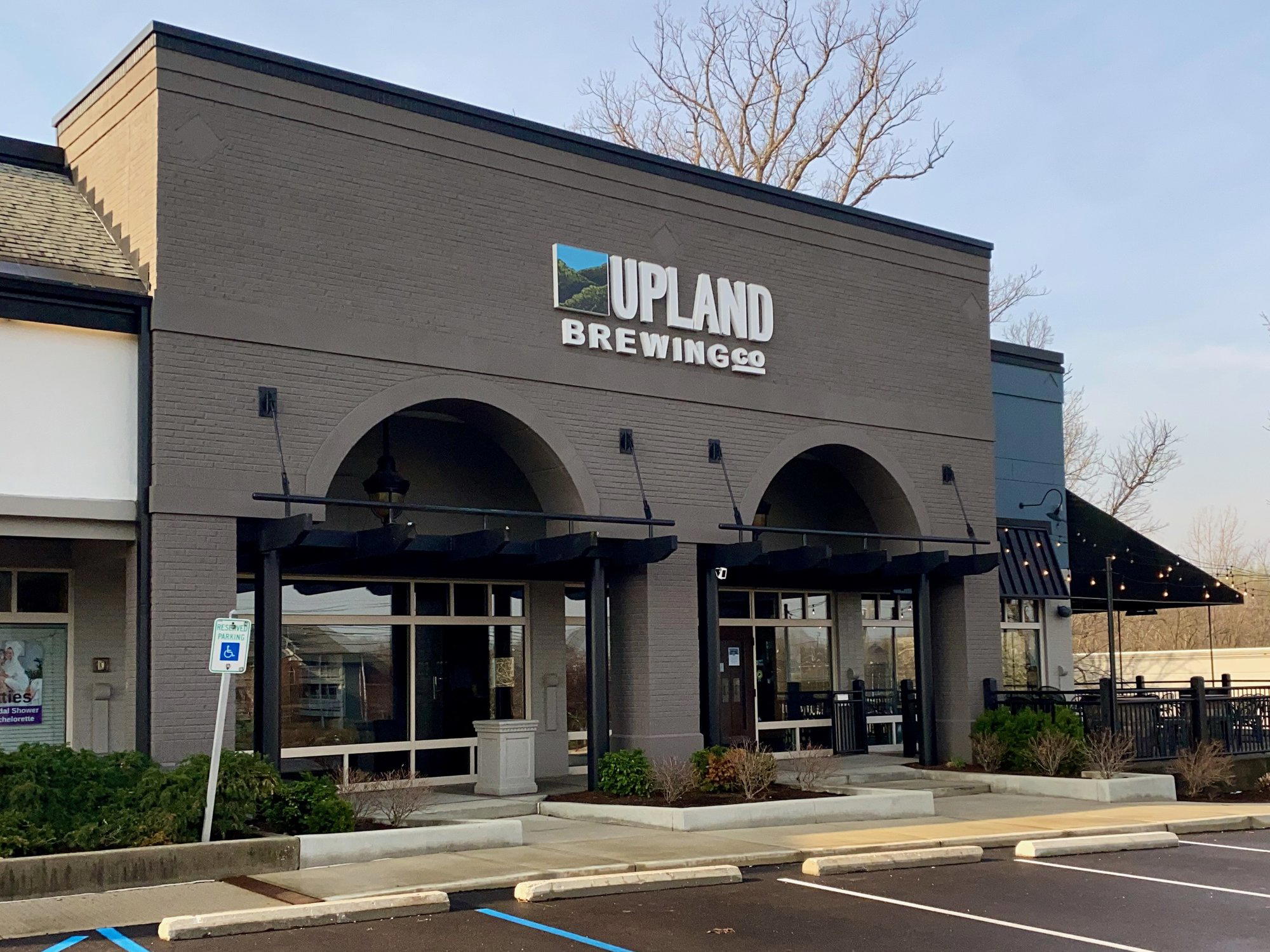 Upland Brewing 82nd Street restaurant in Indianapolis, United States