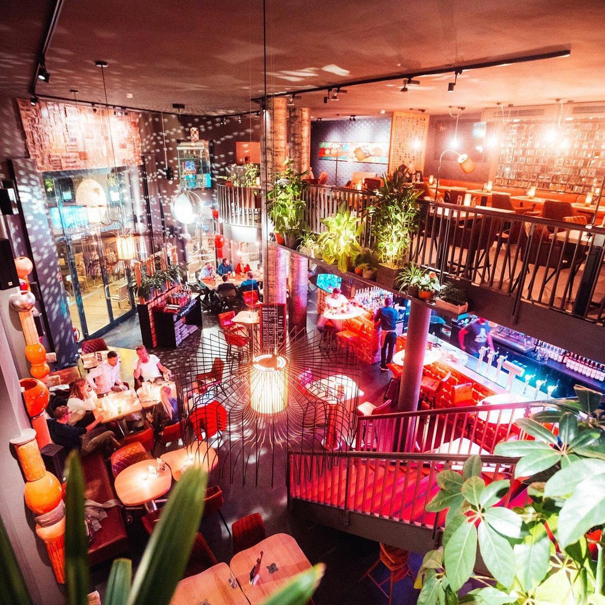 HUWA – 100 Wasser restaurant in Leipzig, Germany