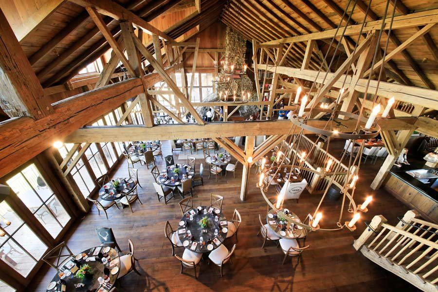 Arnie's Barn restaurant in Oliver