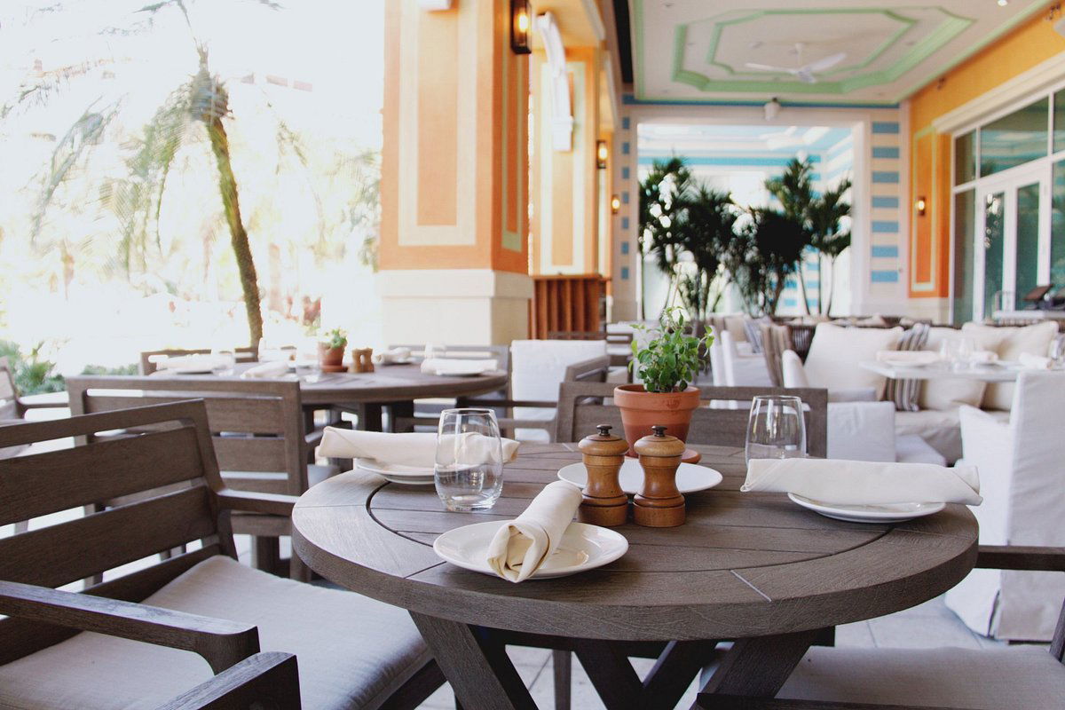 Fi'lia, Restaurant in Nassau
