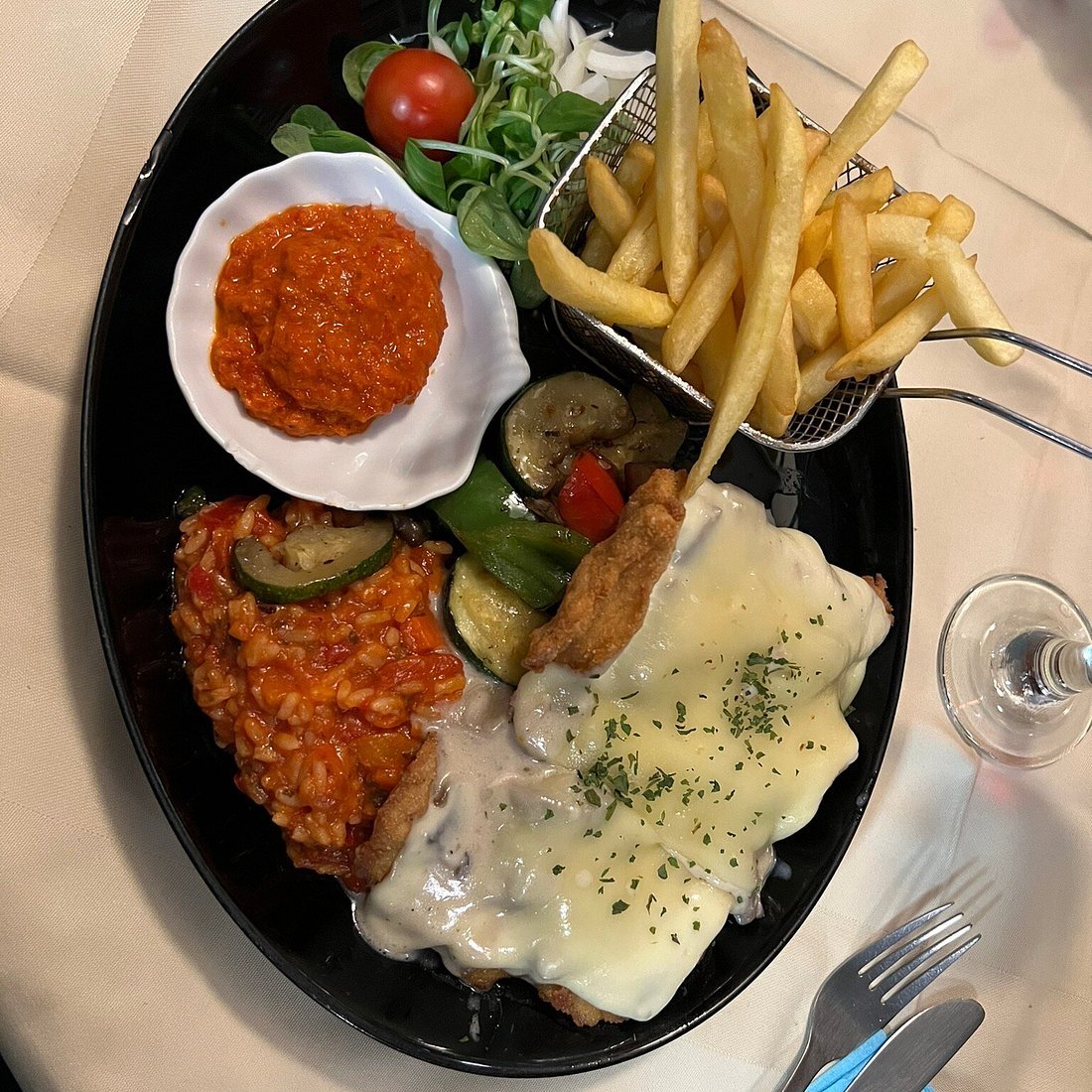 Borik restaurant in Palit