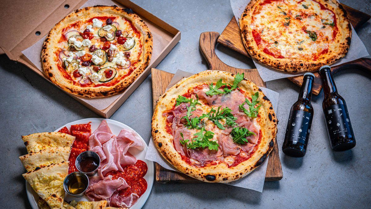Jahu Pizza restaurant in Tallinn