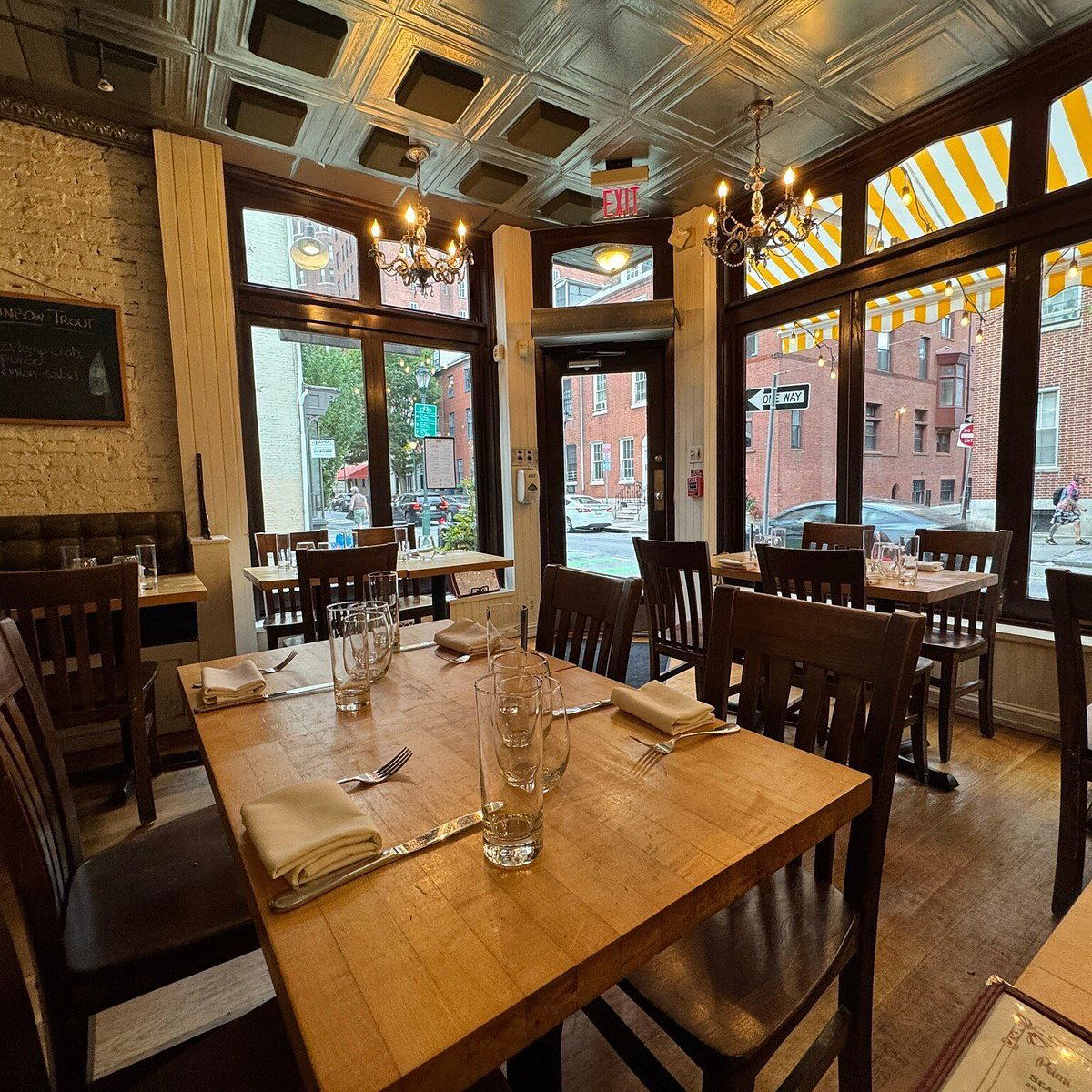 Mercato restaurant in Philadelphia, United States