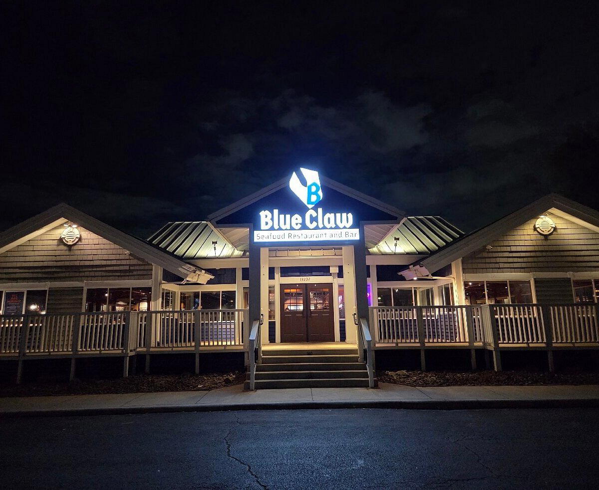 Blue Claw Restaurant & Bar restaurant in Houston, United States