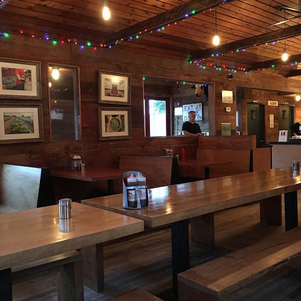 Townline BBQ, Sagaponack, United States