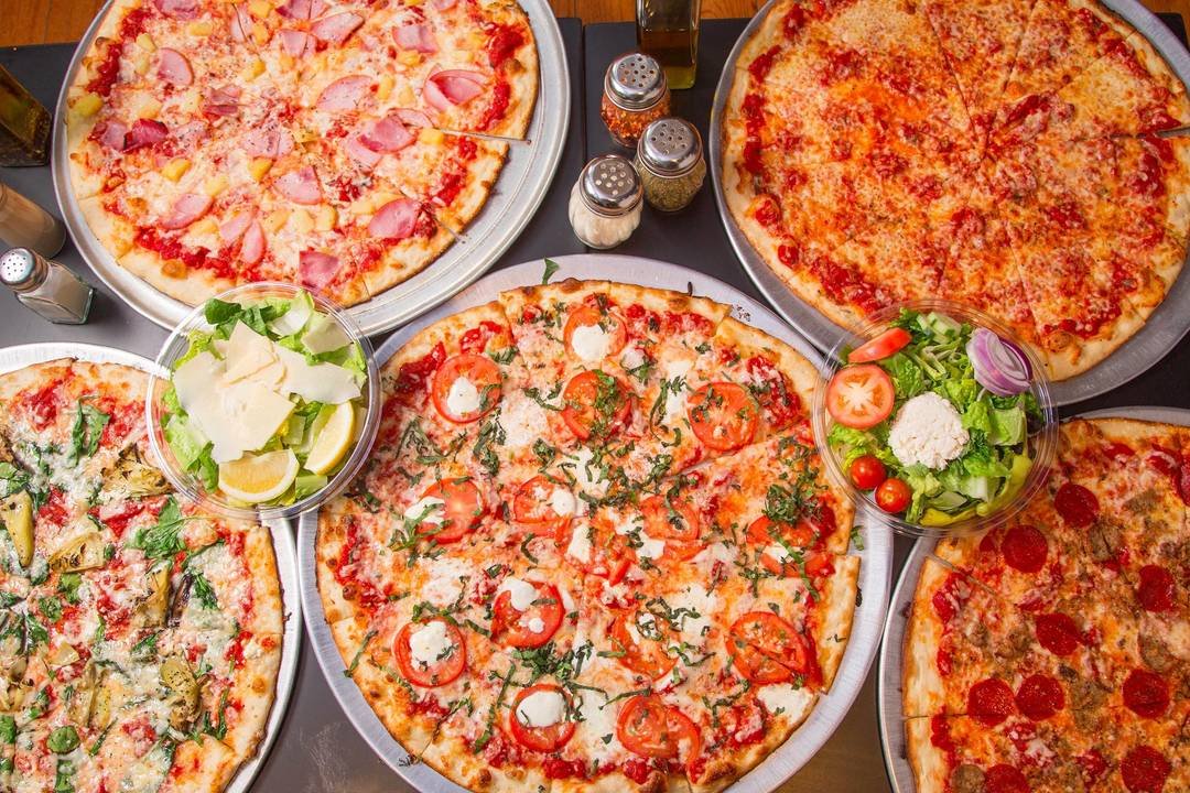 The Upper Crust Pizzeria, Restaurant in Boston