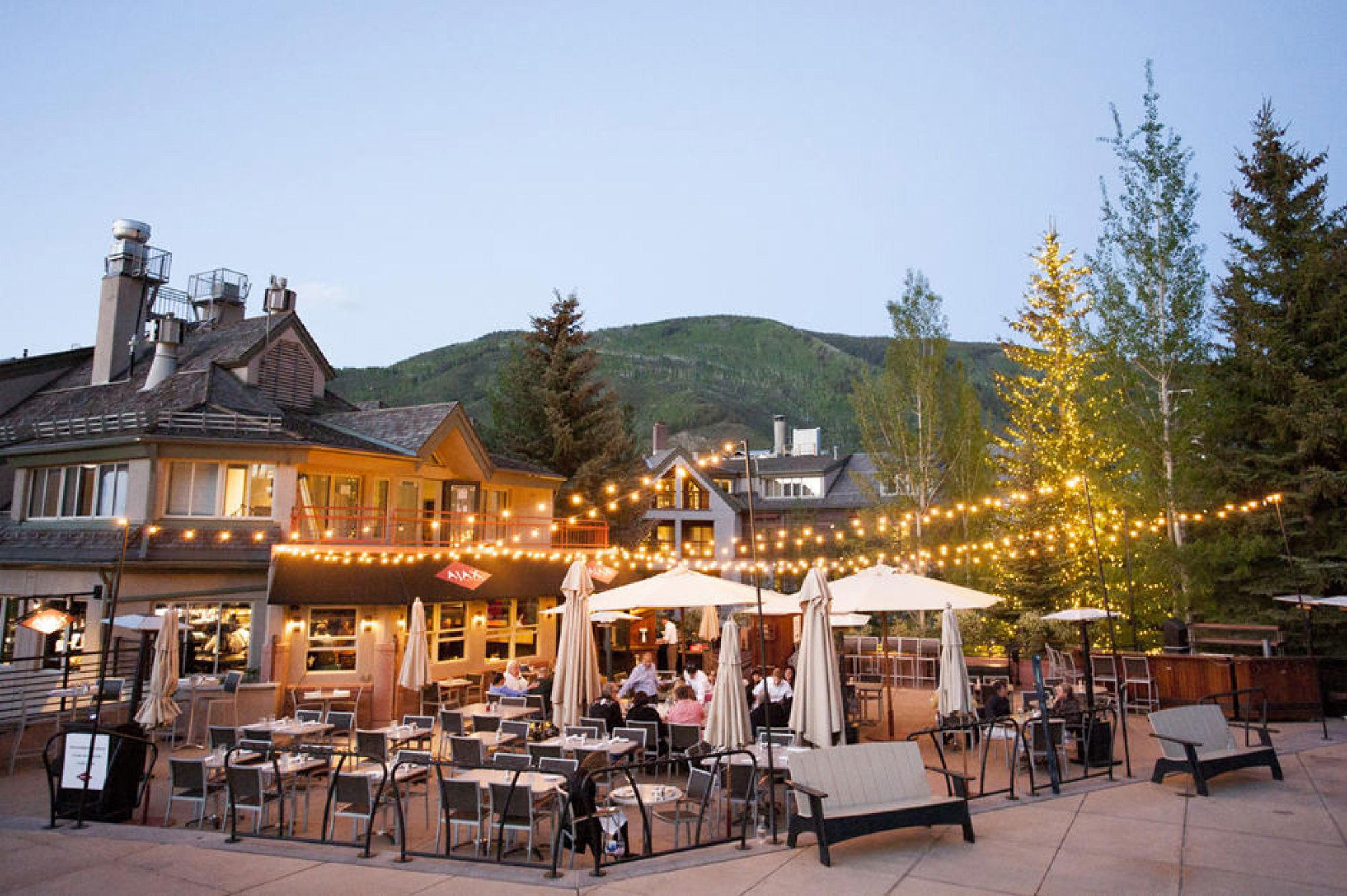 Ajax Tavern, Restaurant in Aspen
