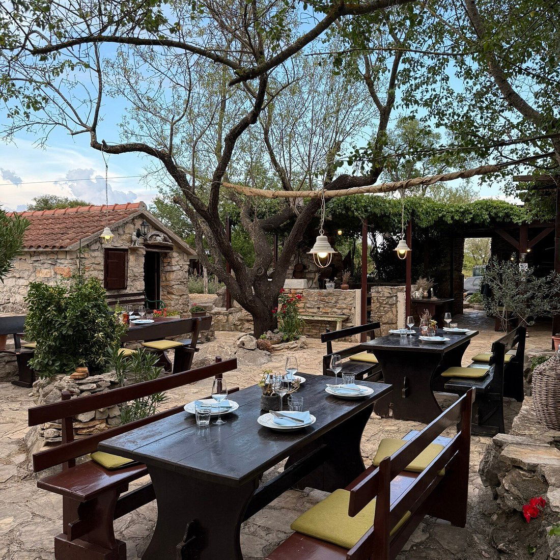 Dionis, Restaurant in Hvar