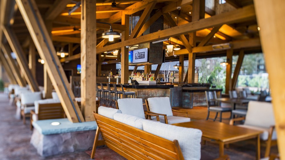 Geyser Point Bar & Grill, Restaurant in Bay Lake