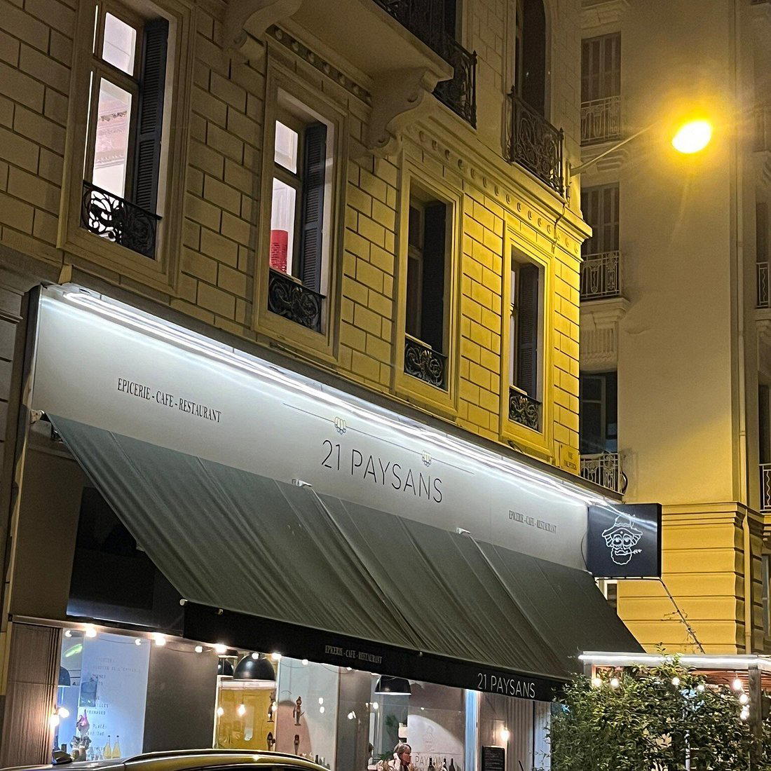 21 PAYSANS restaurant in Nice, France