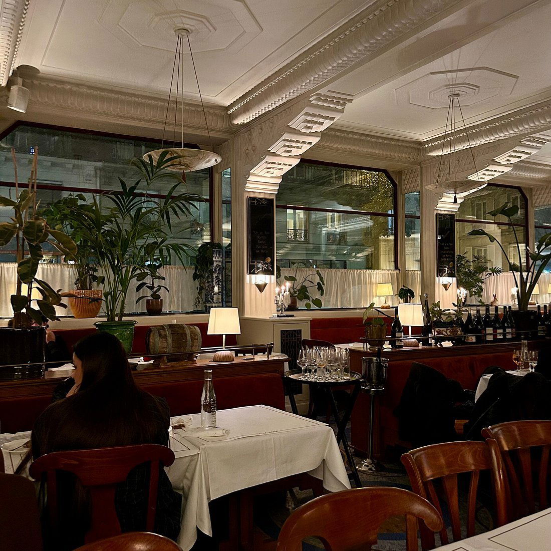 Maggie Restaurant, Restaurant in Paris