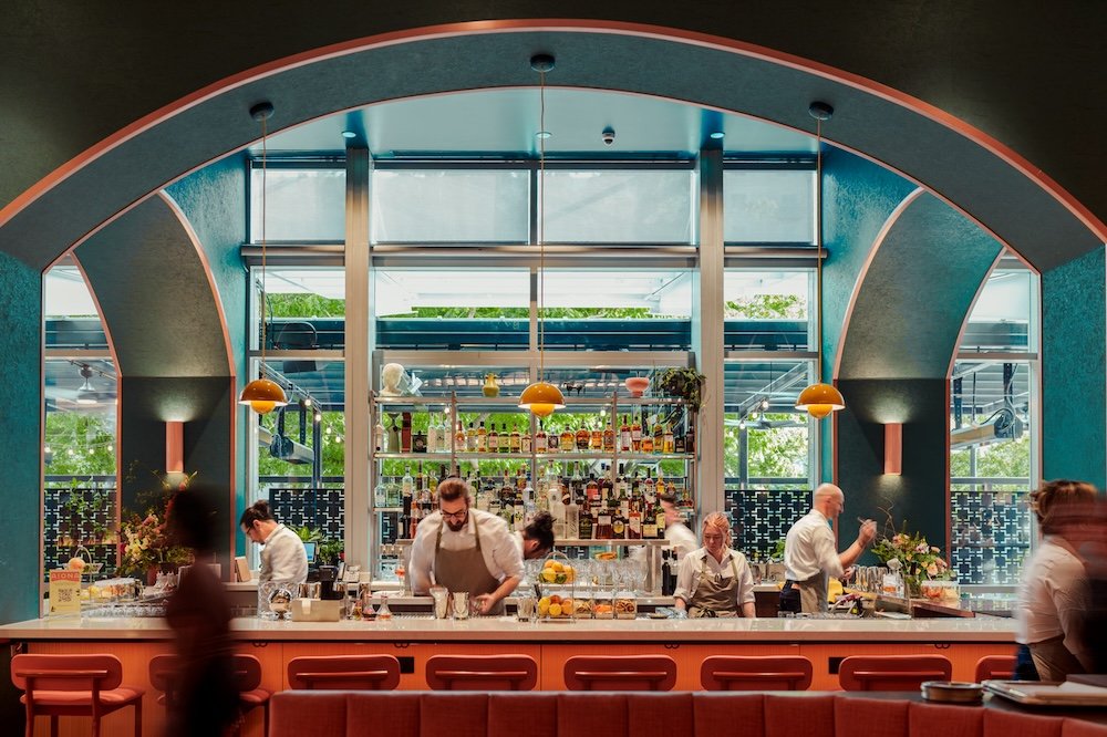 Aiona, Restaurant in Sacramento