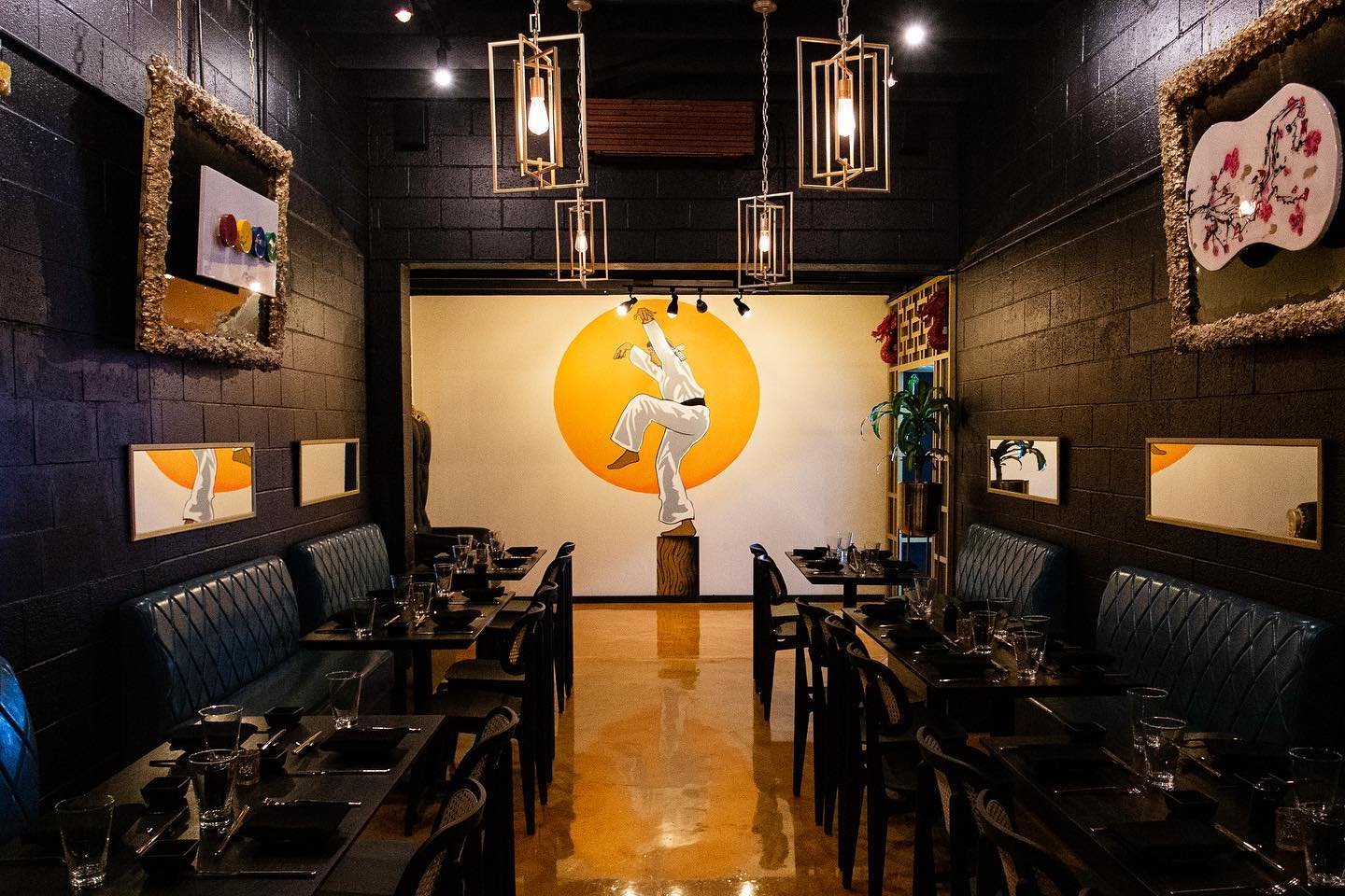 The Crown, Restaurant in Oklahoma City