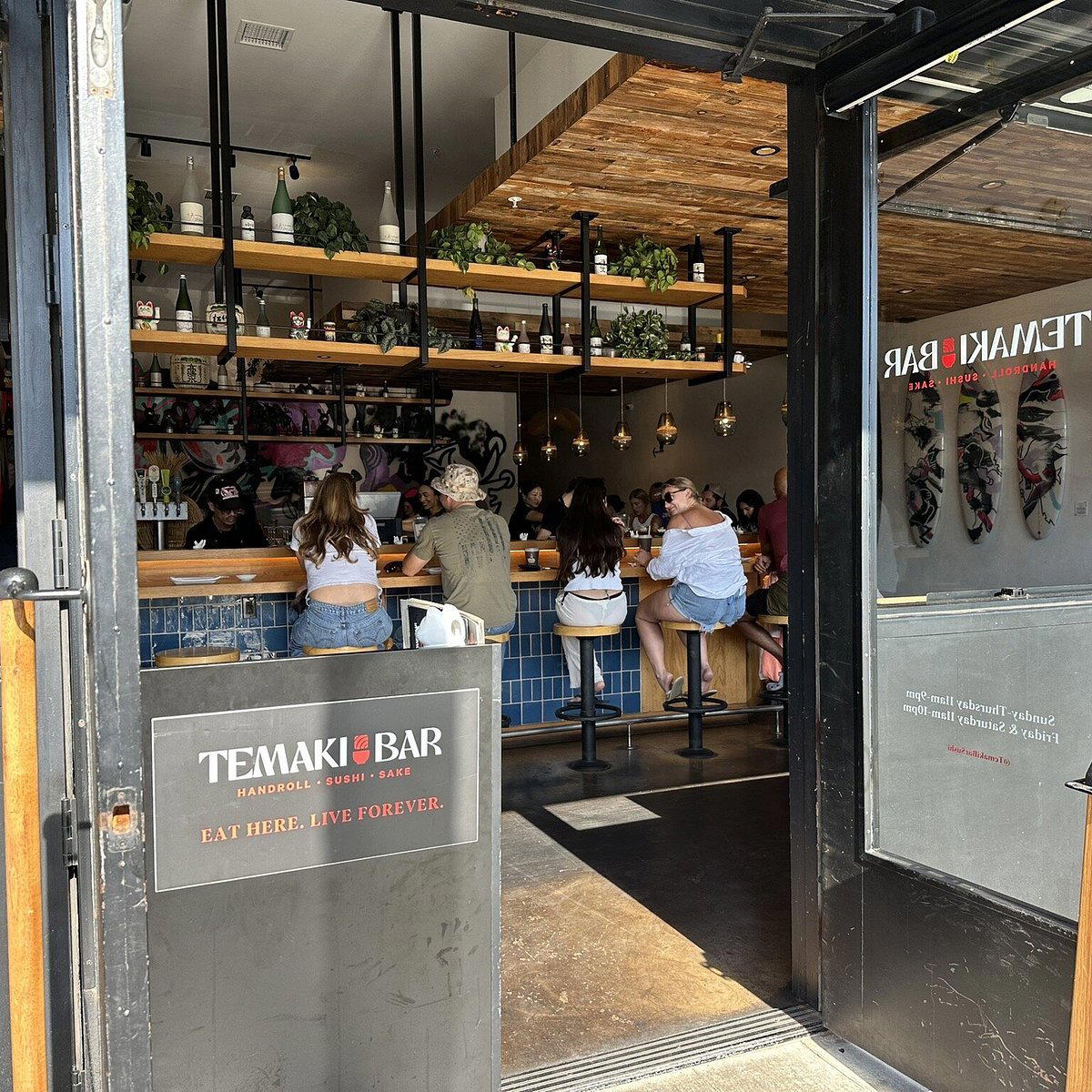 Temaki Bar Sushi restaurant in Encinitas, United States