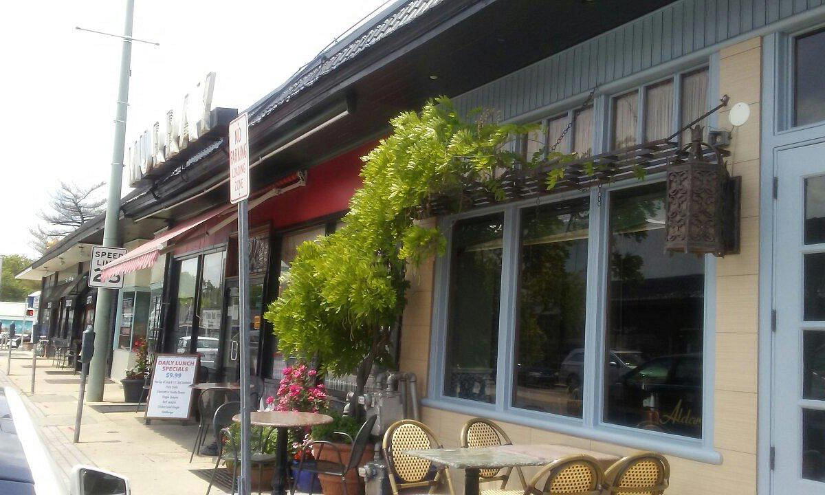 Murray's Deli restaurant in Bala Cynwyd, United States