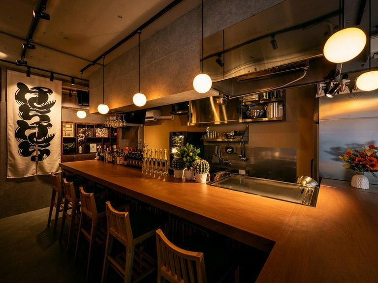 Hachi, Osaka, Japan