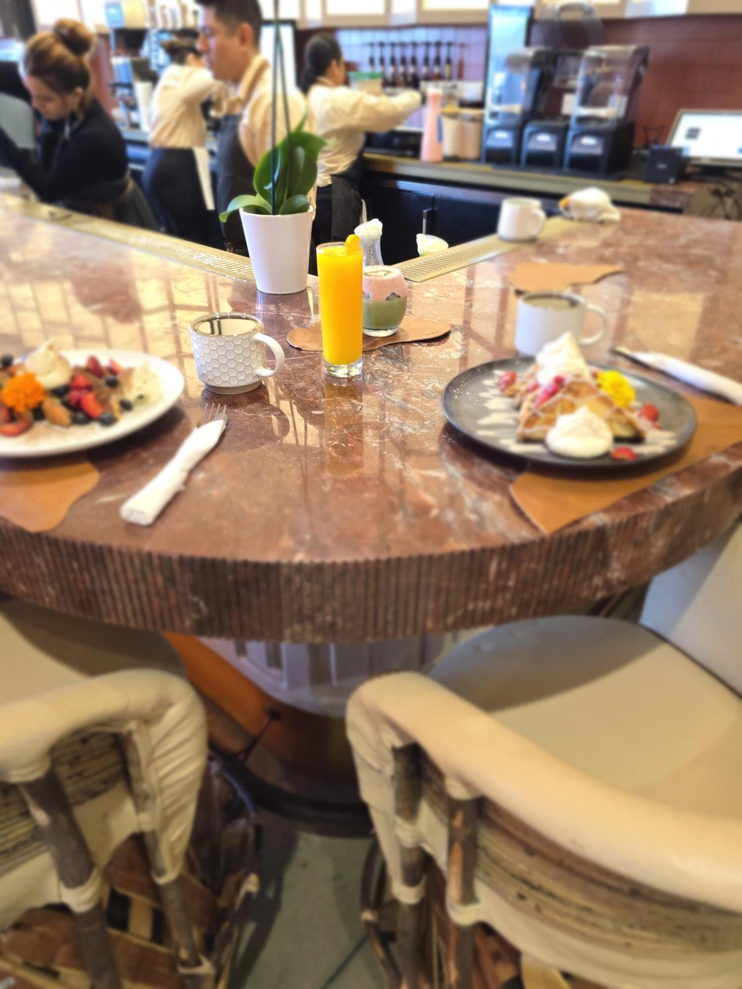 VACA Brunch & Beyond restaurant in Costa Mesa, United States