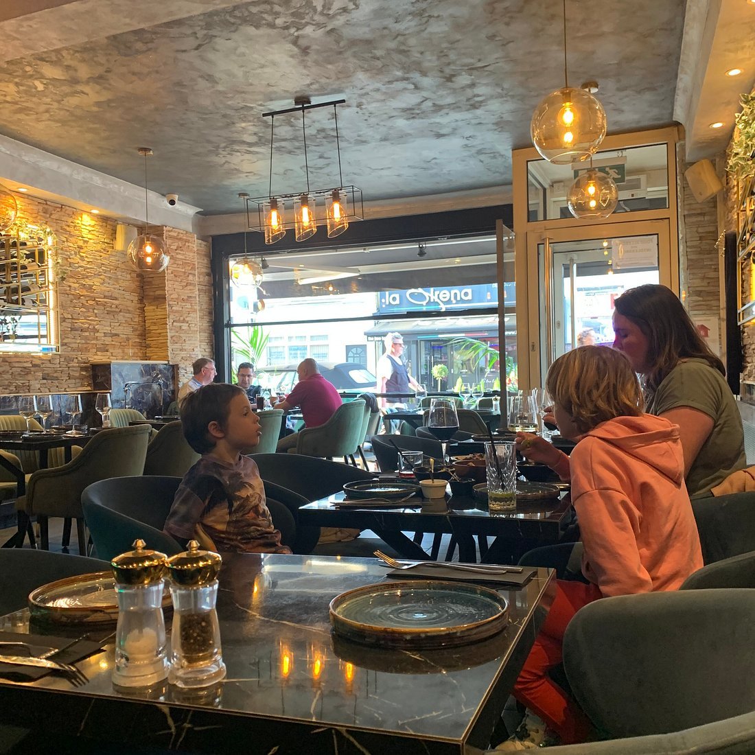 Troya Restaurant
