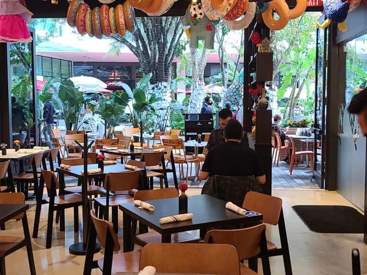 H2O Cafe, Sunny Isles Beach, United States