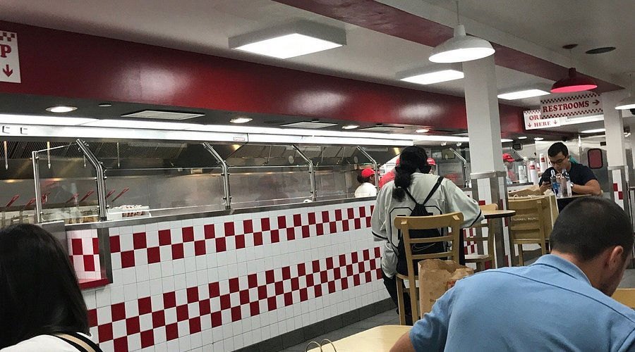 Five Guys, Restaurant in New York City