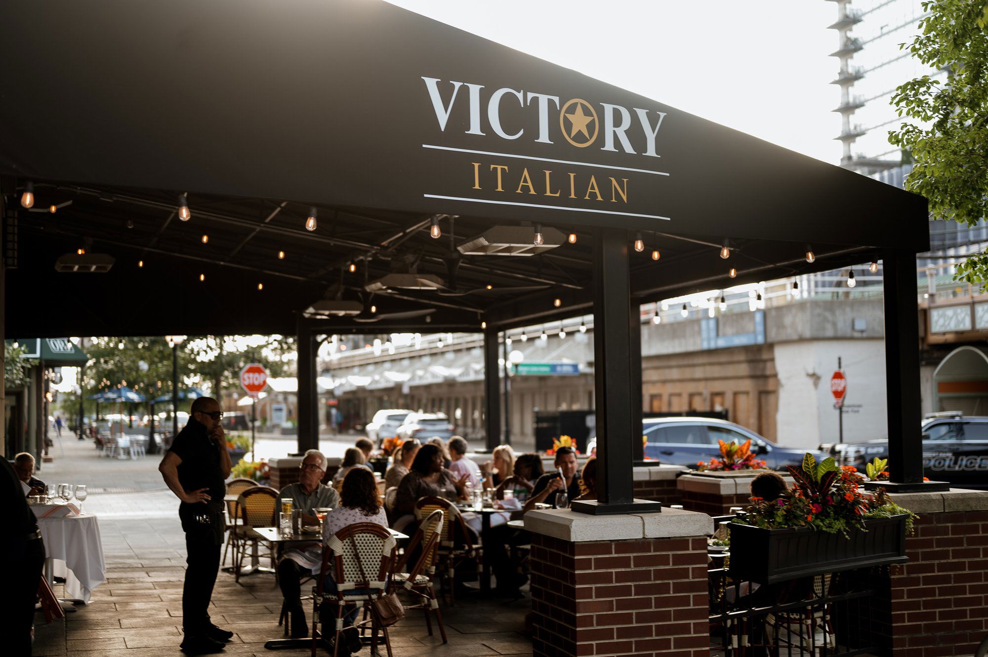 Victory Italian, Restaurant in Oak Park