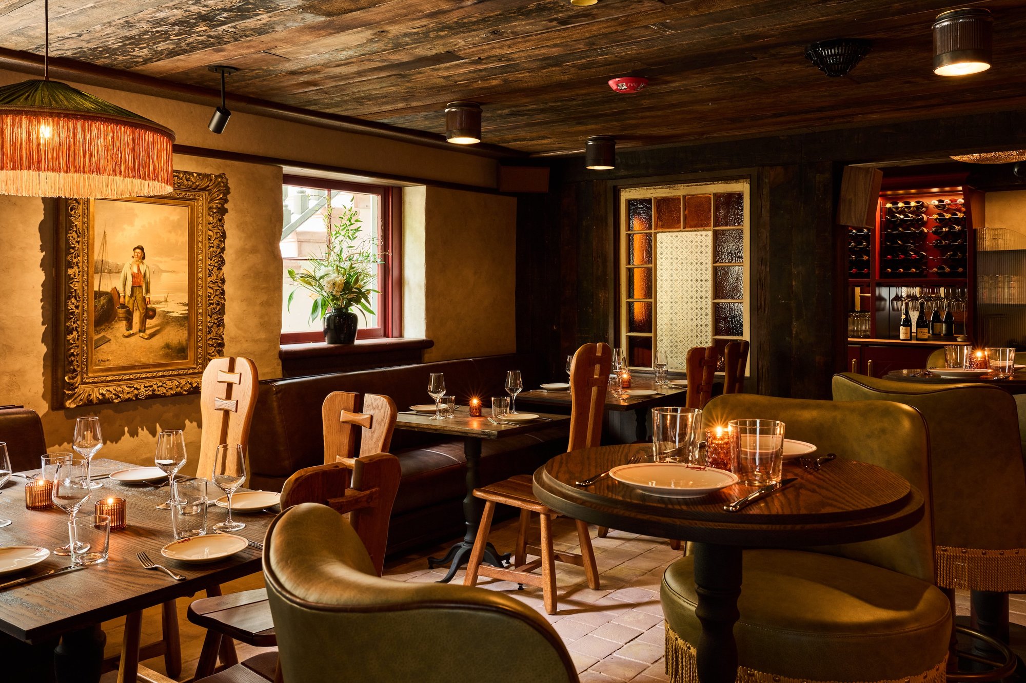 Lester's