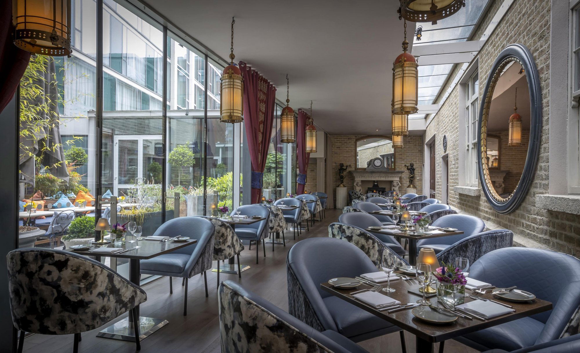 Courtyard, Restaurant in Dublin