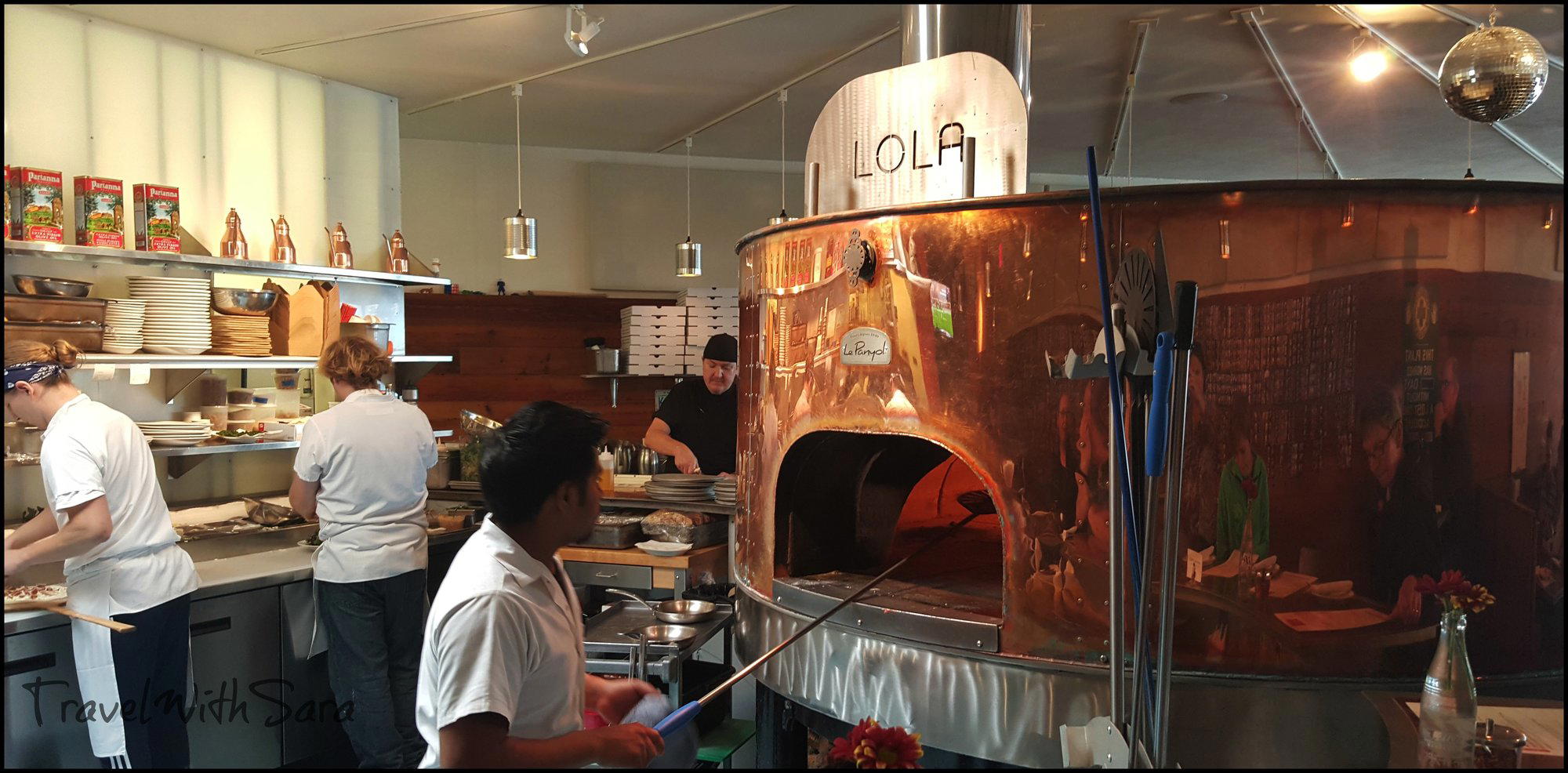 Pizzeria Lola restaurant in Minneapolis