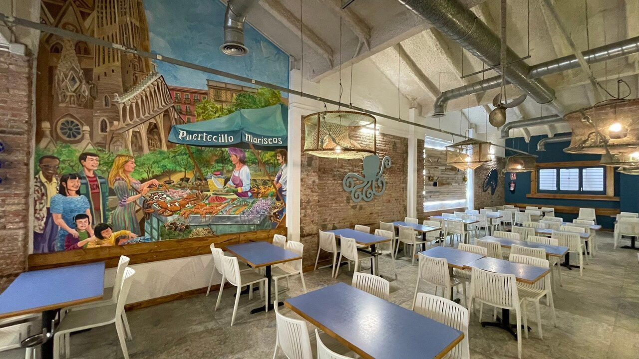 Puertecillo Sagrada Familia restaurant in Barcelona, Spain